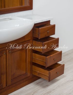 Mobile per bagno in legno di noce arte povera con lavello e marmo bianco di Carrara